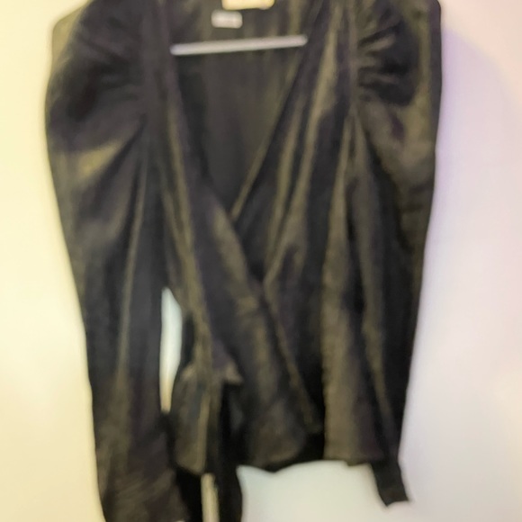 A.L.C. Black silk leopard wrap blouse plunge neck with tie xs designer - Picture 9 of 10